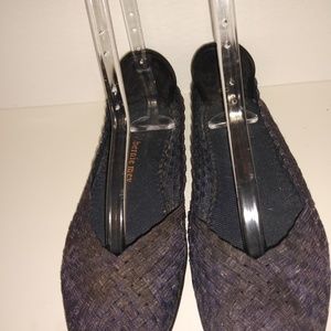 Bernie Mev Size 38 Woven Flats Navy Blue